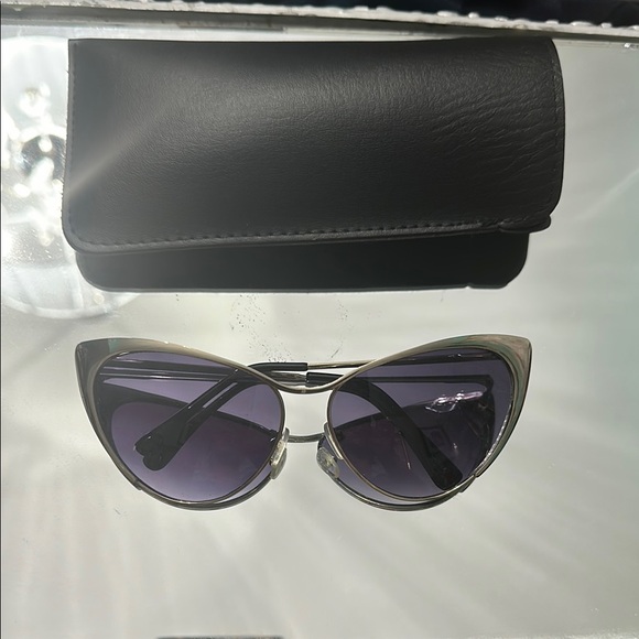 Accessories - Stylish Chrome Cat-Eye Sunglasses